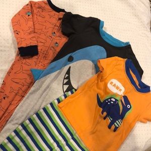 3 Pairs of 12m Pajamas